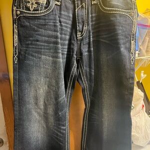 Men’s size 38 Rock Revival jeans  loose fit